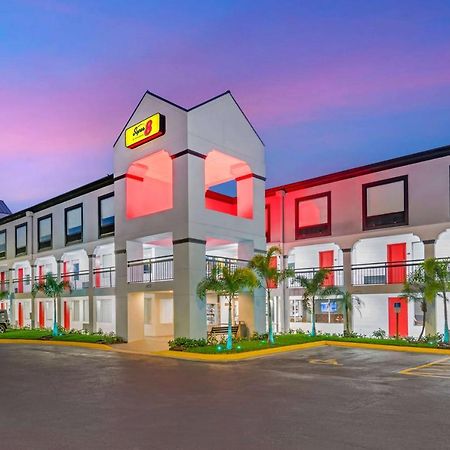 Hotel Super 8 By Wyndham Orlando Near Florida Mall Zewnętrze zdjęcie